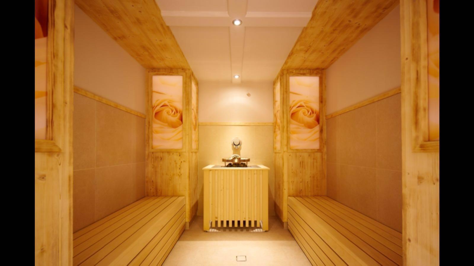 The Royal Garden Hotel Hong Kong Exterior photo A modern Finnish sauna