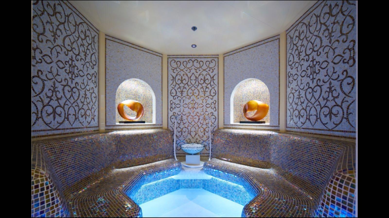 The Royal Garden Hotel Hong Kong Exterior photo The spa at The Dorchester